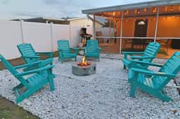 9mi to AMI | Hot Tub | Heated Pool | Game Room