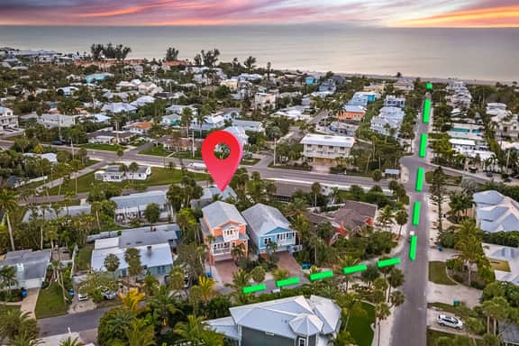 Holmes Beach 5BR | Steps to Beach, Pool + Hot Tub