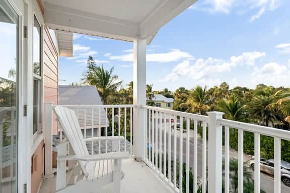 Holmes Beach 5BR | Steps to Beach, Pool + Hot Tub